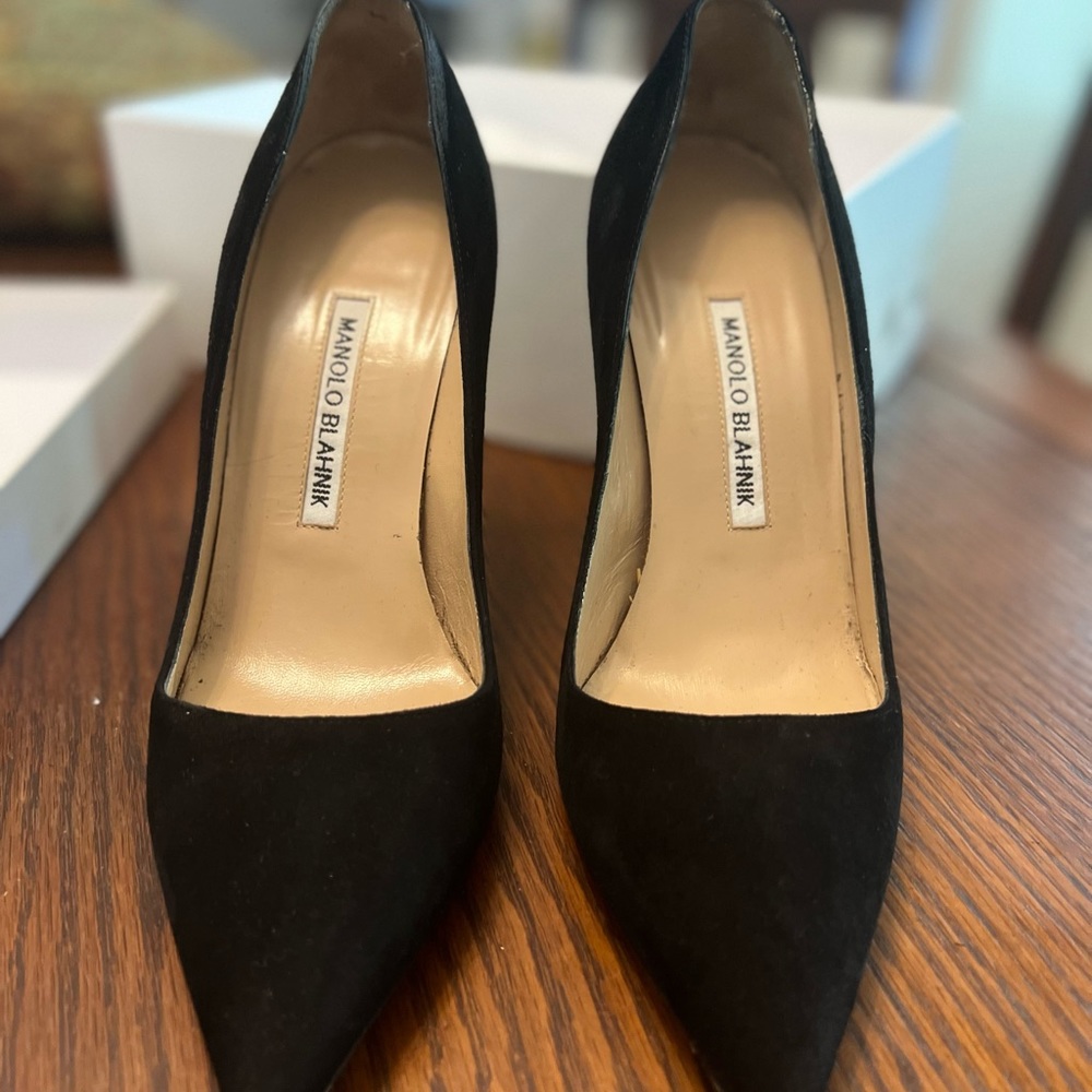 Manolo Blahnik black
